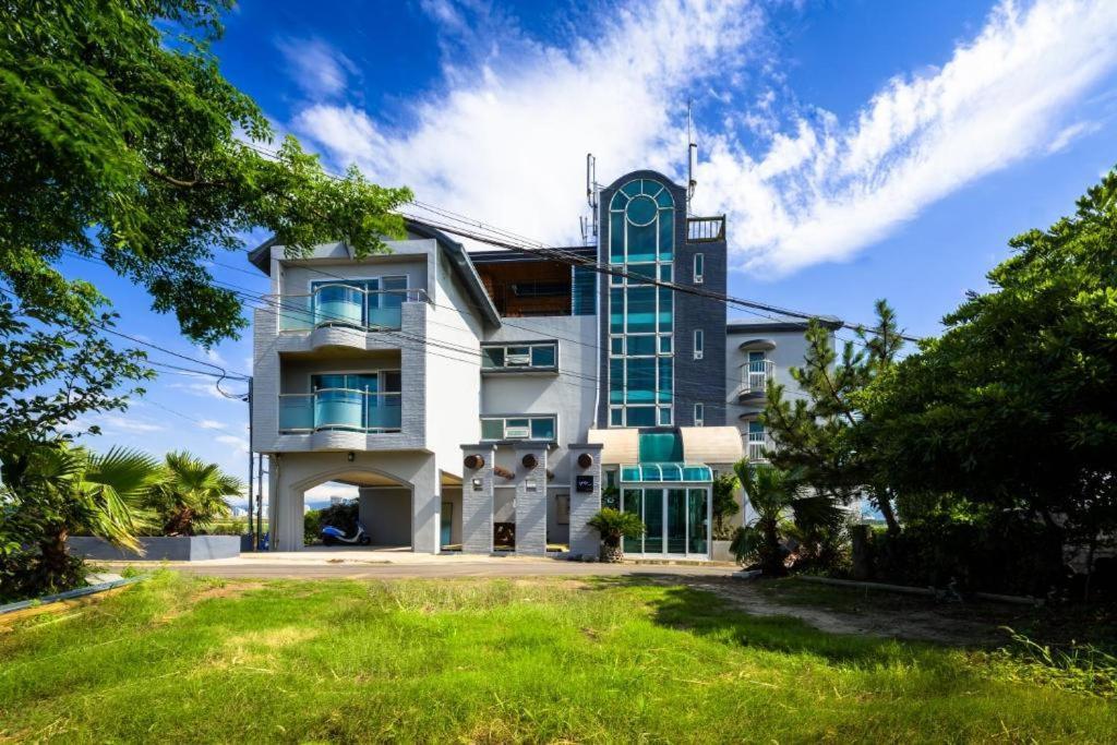 Romance Jeju Pension Luaran gambar