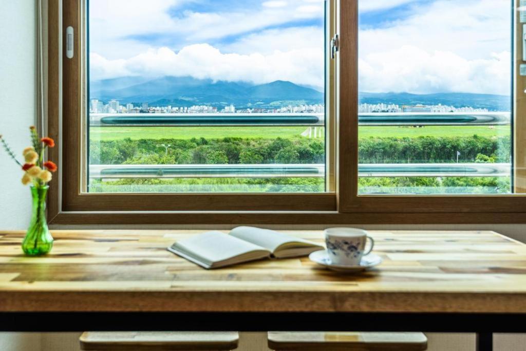 Romance Jeju Pension Luaran gambar